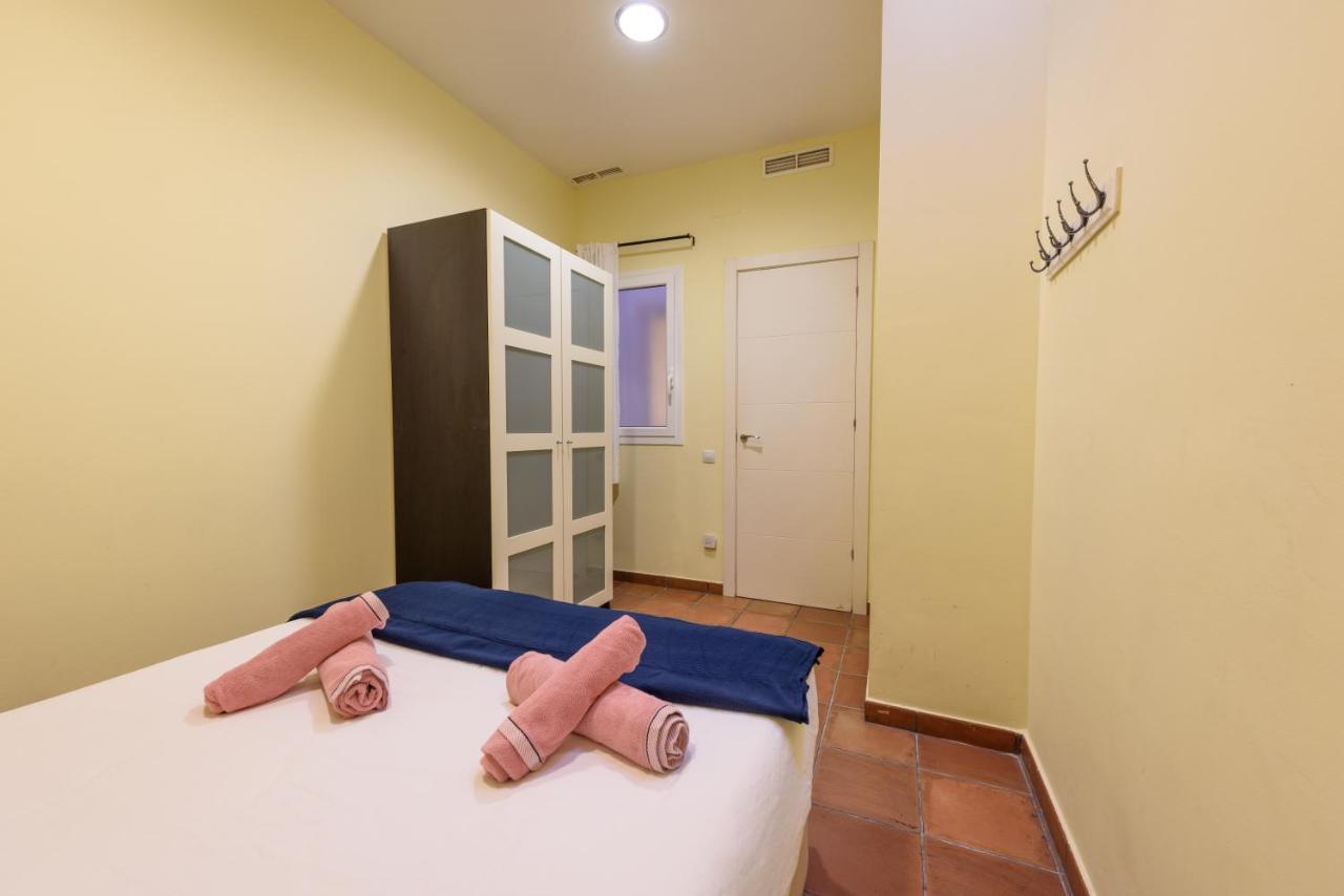 Ramblasrentals Chic & Spacious Flat Pool Table 15M Ramblas - Parking - Wifi Barcelona Exteriér fotografie